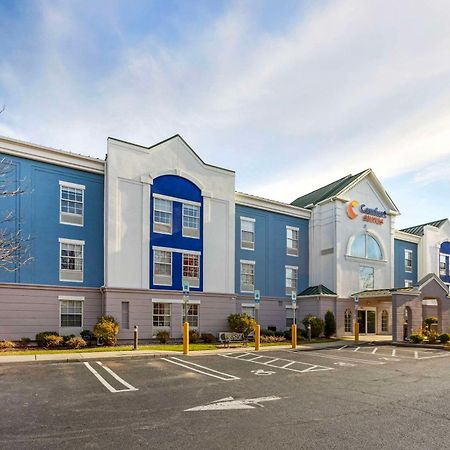Comfort Suites East Brunswick - South River Екстер'єр фото