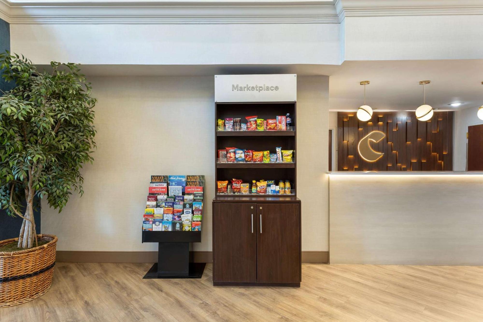 Comfort Suites East Brunswick - South River Екстер'єр фото