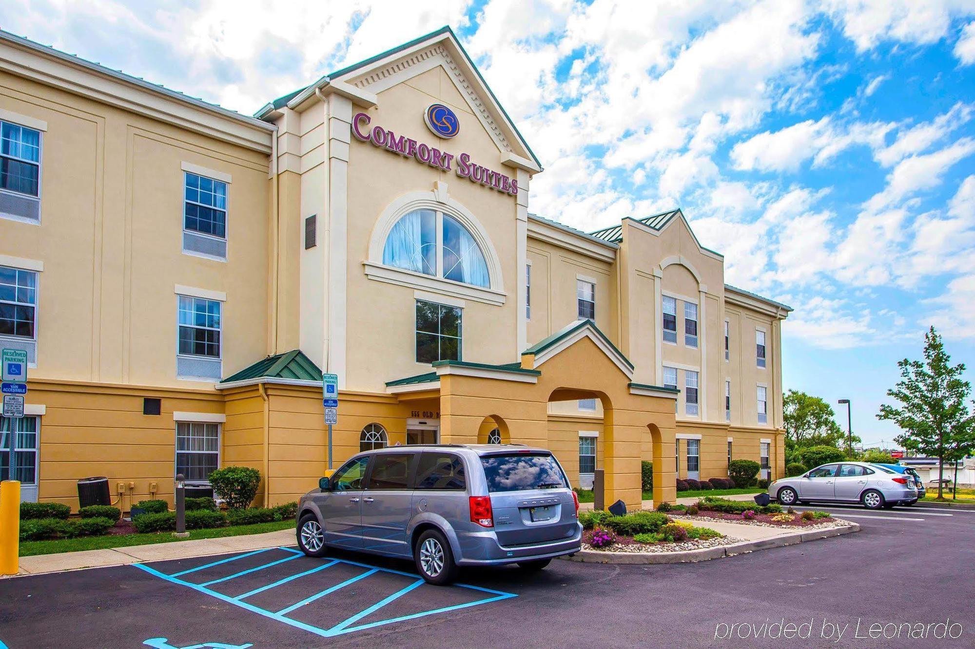 Comfort Suites East Brunswick - South River Екстер'єр фото
