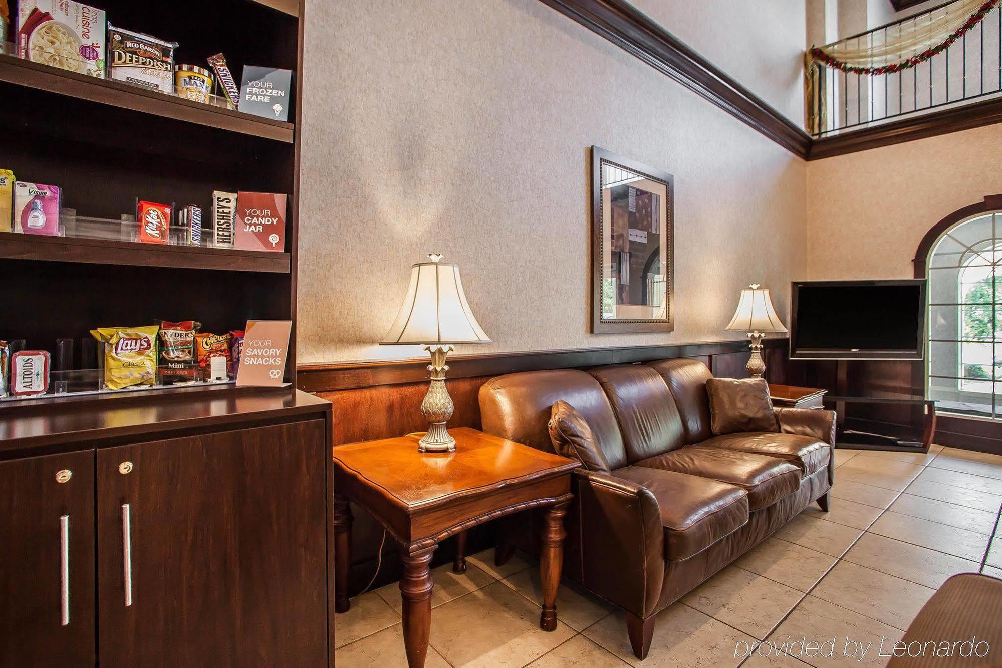 Comfort Suites East Brunswick - South River Екстер'єр фото