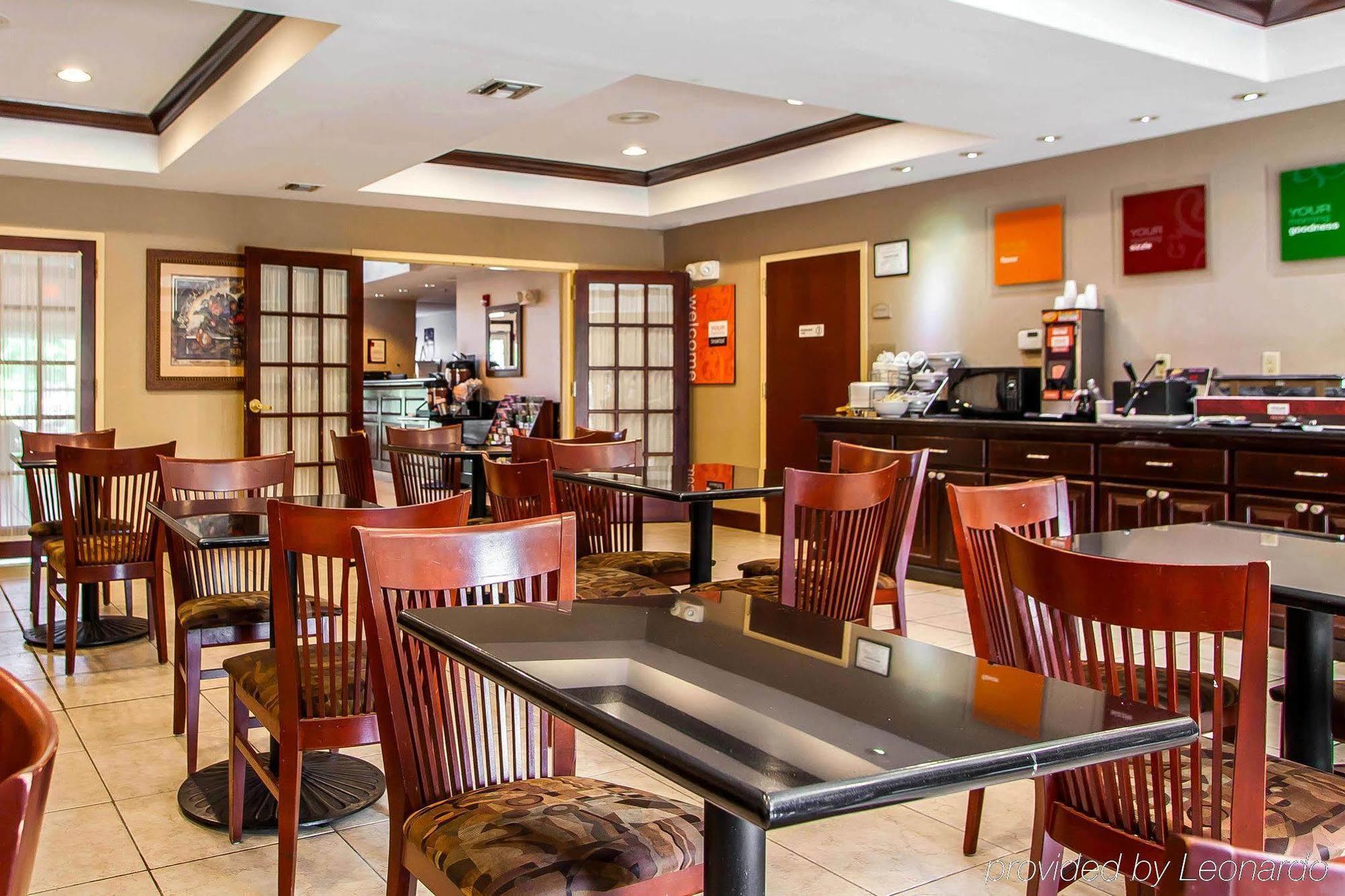 Comfort Suites East Brunswick - South River Екстер'єр фото