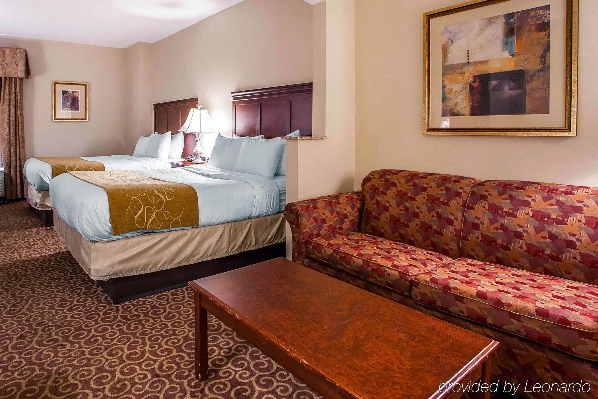 Comfort Suites East Brunswick - South River Екстер'єр фото