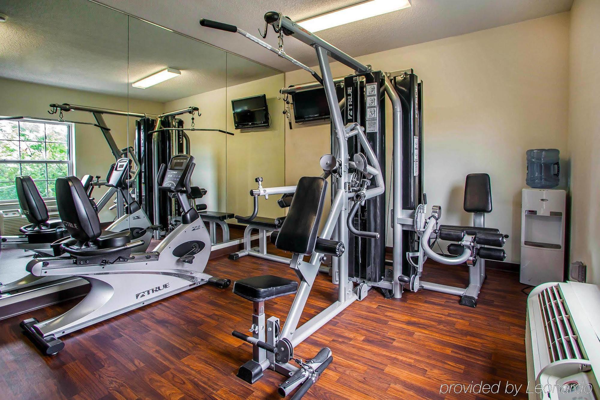 Comfort Suites East Brunswick - South River Екстер'єр фото